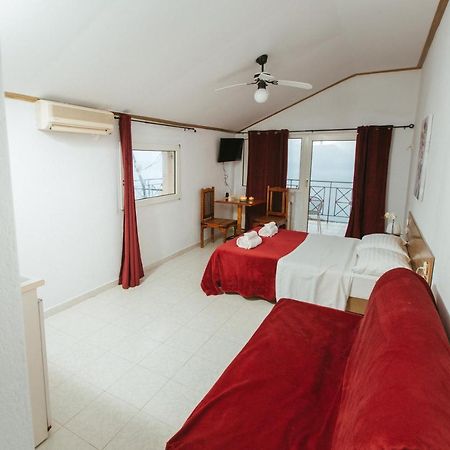 Hotel Christina - Happy Days Karítsa 外观 照片
