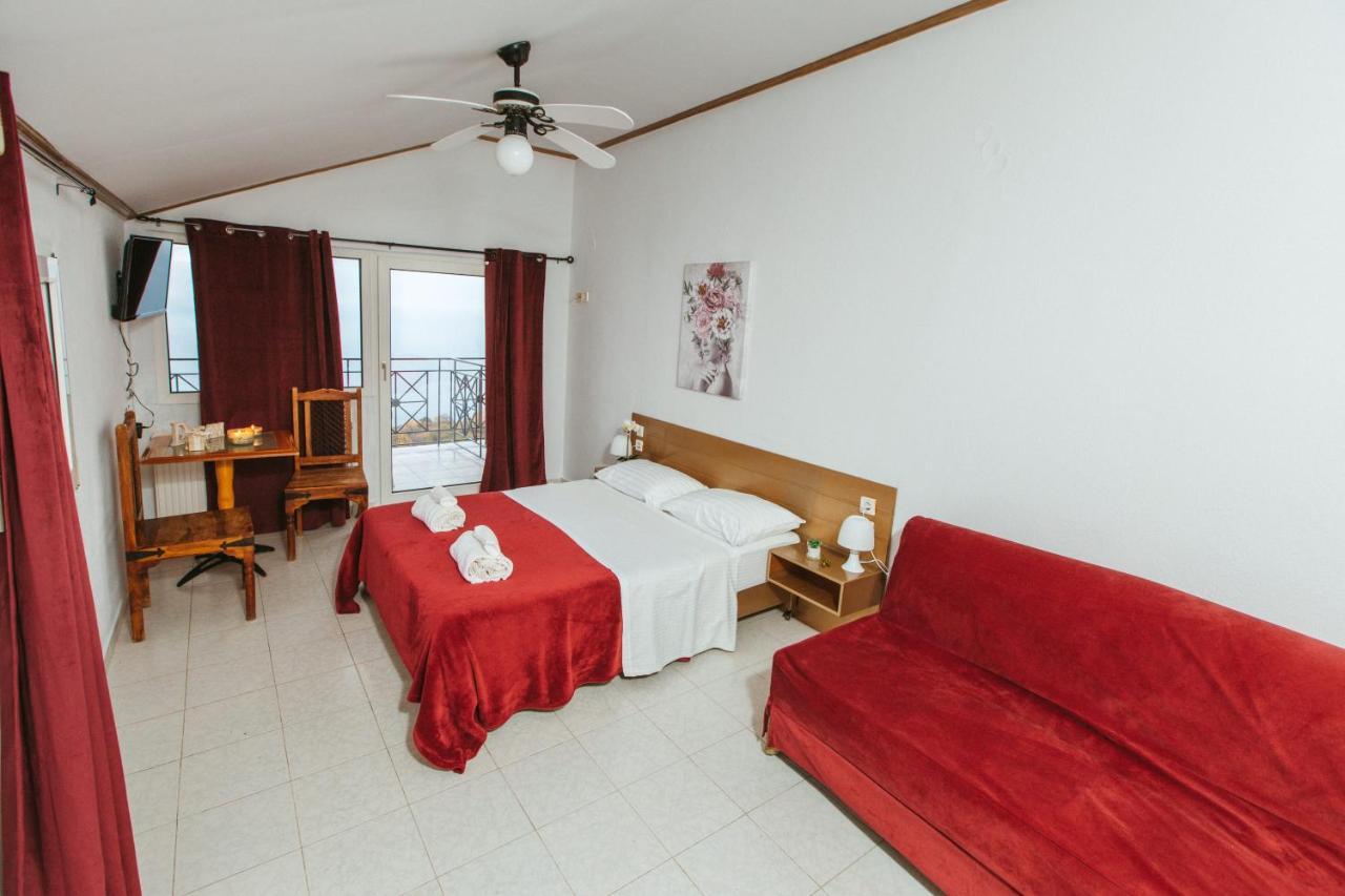 Hotel Christina - Happy Days Karítsa 外观 照片